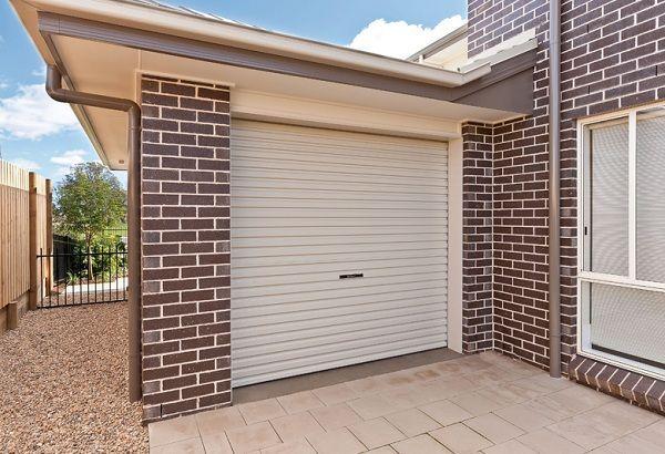 Cửa cuốn & Phụ kiện